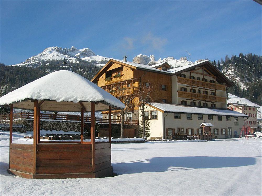 Wellness Hotel Dolomia Soraga Exterior photo