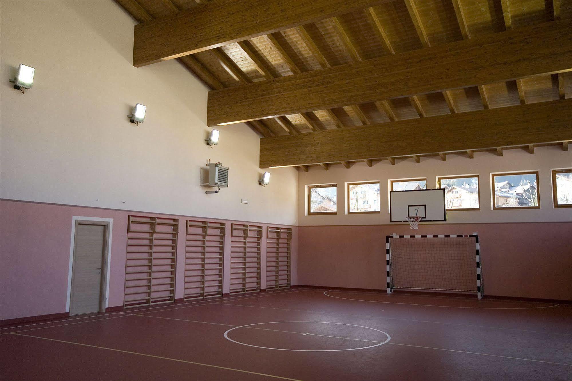 Wellness Hotel Dolomia Soraga Exterior photo